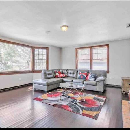 Comfy Pet Friendly Home In Jacksonville Mins To Downtown'S מראה חיצוני תמונה
